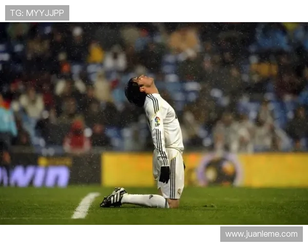 卡卡足球经历（卡卡足球视频）世界杯体育论坛